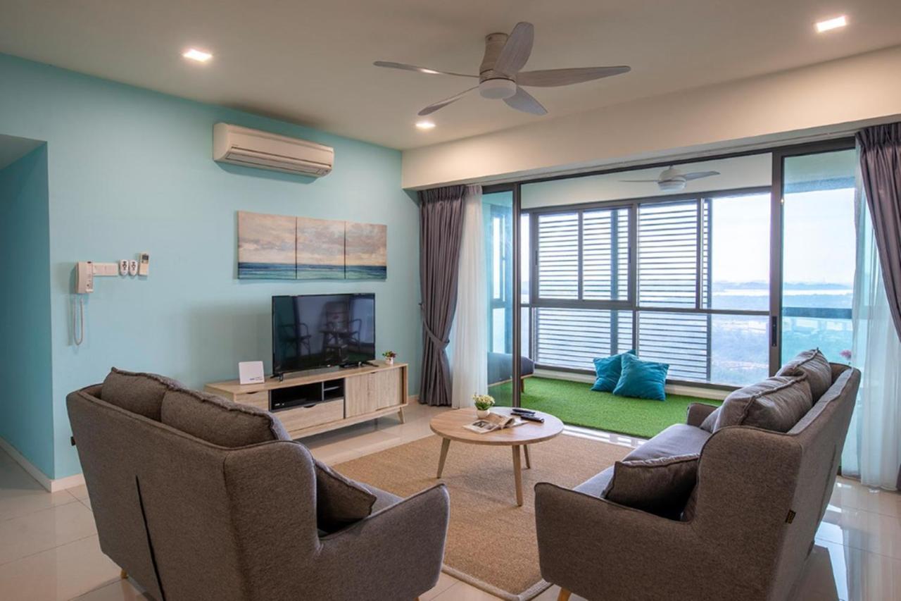Iskandar Residences 3 Bedroom Нусаджайя Экстерьер фото