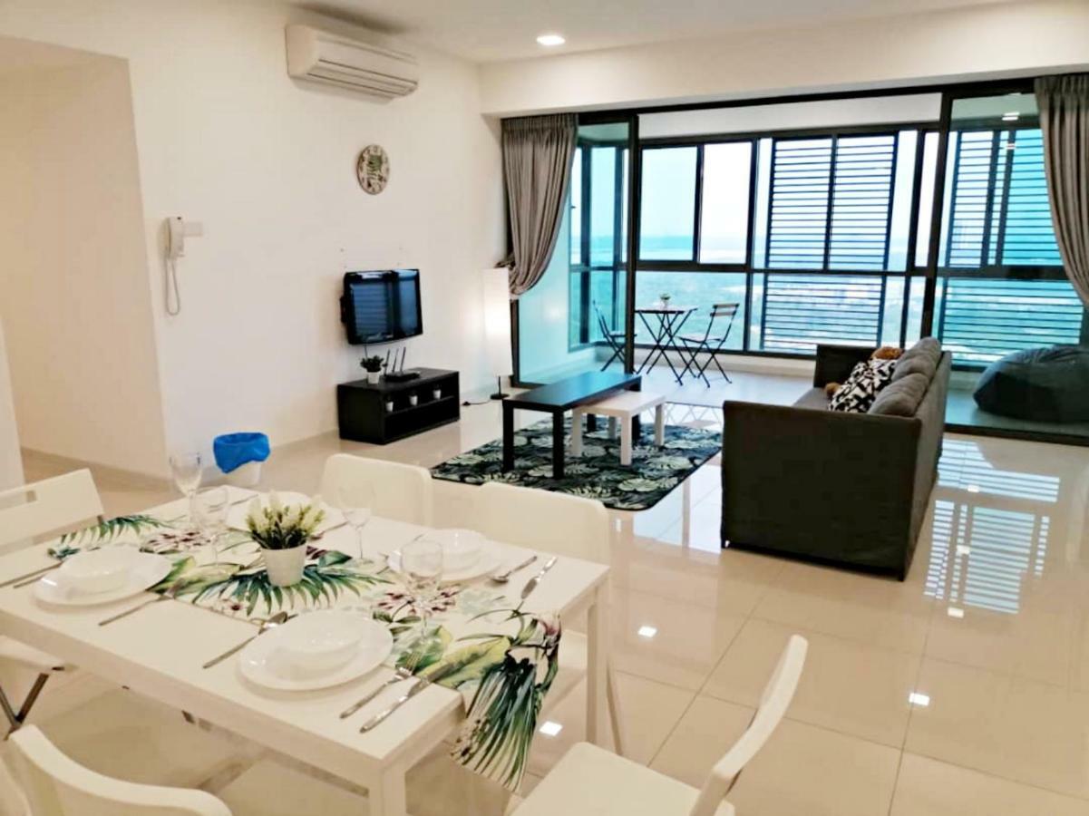 Iskandar Residences 3 Bedroom Нусаджайя Экстерьер фото